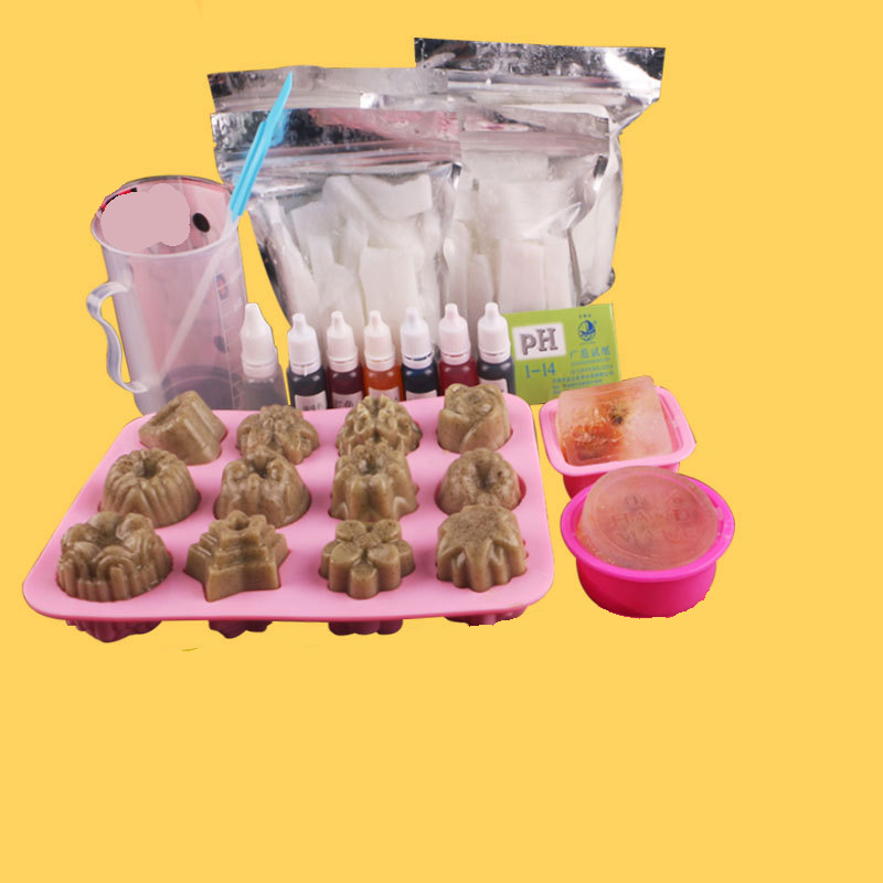 Confezione di materiali fai-da - Soap Making Starter Kit recensione e prezzo